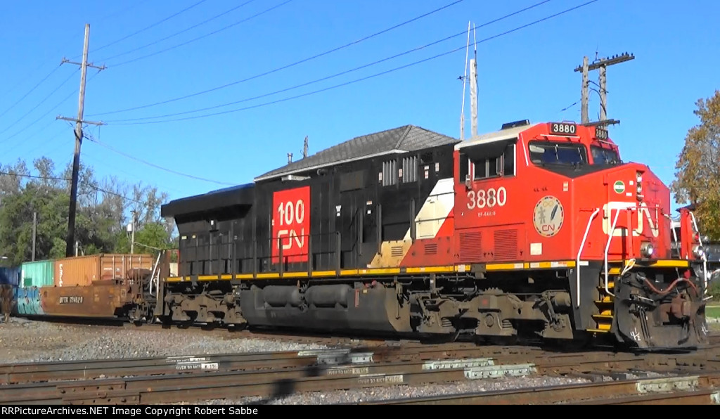 CN 3880